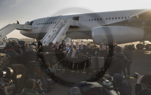 27.11.2014: Vorstellung Medevac Airbus fuer Ebola-Transporte