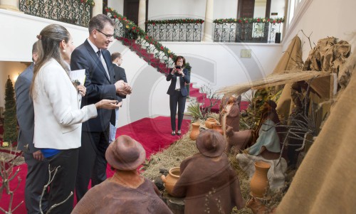 05.12.2014: BM Mueller besucht Kolumbien