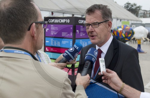 BM Mueller besucht COP20 in Peru