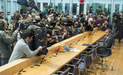 Sebastian Edathy in der Bundespressekonferenz