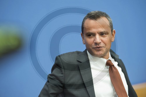 Sebastian Edathy in der Bundespressekonferenz