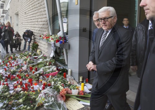 Steinmeier kondoliert in der franzoesischen Botschaft