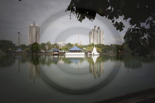 Beira Lake in Colombo