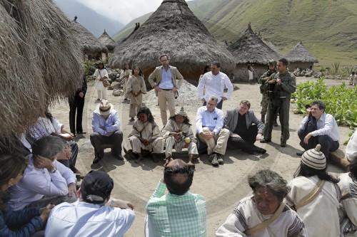 Steinmeier besucht das Dorf der Kogi San Miguel