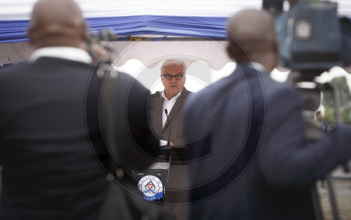 Bundesaussenminister Frank-Walter Steinmeier, SPD besucht den Kongo