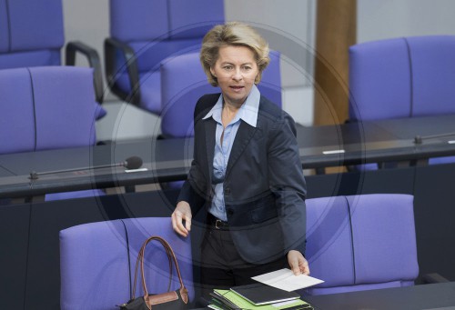 Bundestag debattiert Griechenland-Hilfe