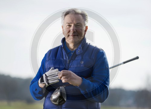 Wowereit spielt Golf