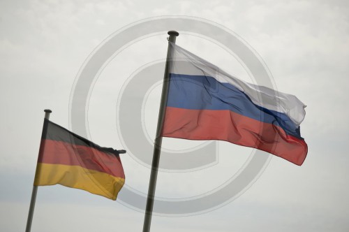 Flaggen BRD und Russland