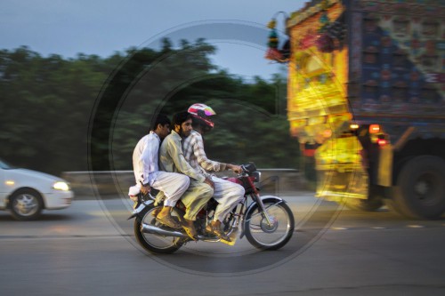 Motorrad fahren in Pakistan