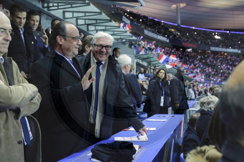 13.11.2015 BM Steinmeier in Paris