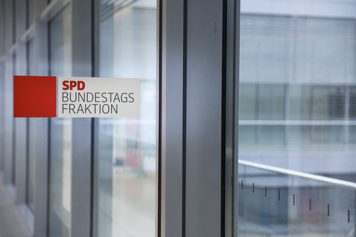 SPD Bundestags Fraktion Hinweisschild auf der Fraktionsebene