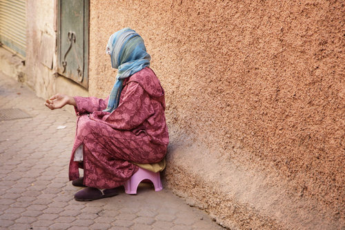 Bettlerin in Marrakesch