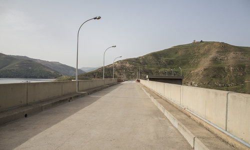 Staumauer am King Talal Damm in Jordanien