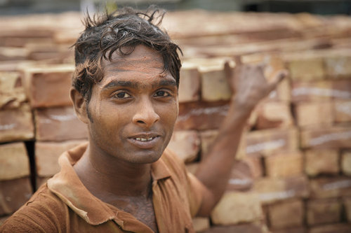 Portrait eines Arbeiters in Bangladesch