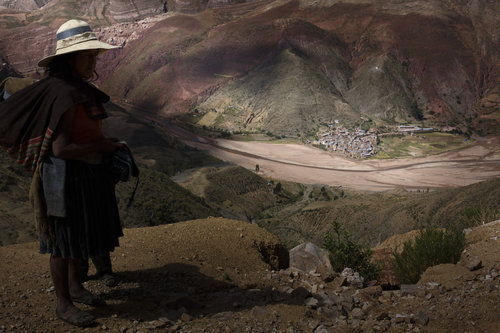 Dorf in den Anden von Bolivien