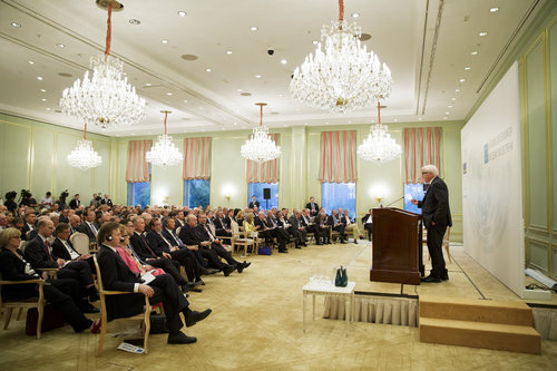 30.05.2016  BM Steinmeier beim dt.-rus. Forum