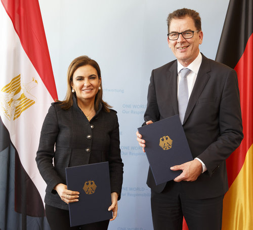 Sahar Nasr, Aegyptische Ministerin und Bundesentwicklungsminister Gerd Mueller