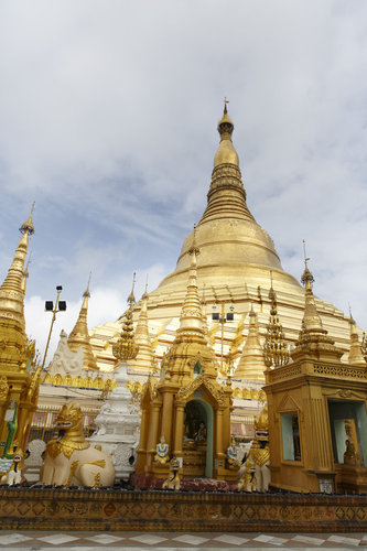 Shwedagon Pagode in Rangun