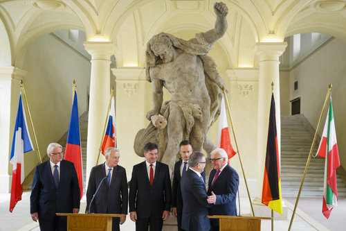 BM Steinmeier in Prag