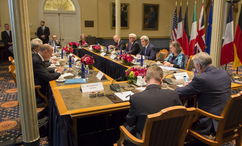 Steinmeier beim Quint-Treffen + EU in Boston.