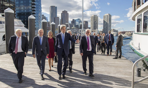 Steinmeier beim Quint-Treffen + EU in Boston.