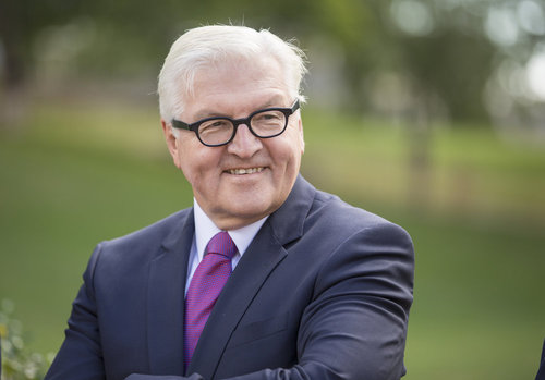 Steinmeier beim Quint-Treffen + EU in Boston.