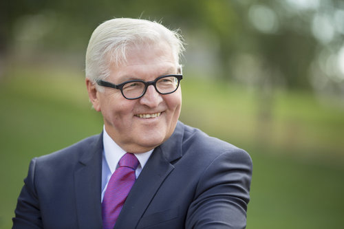 Steinmeier beim Quint-Treffen + EU in Boston.