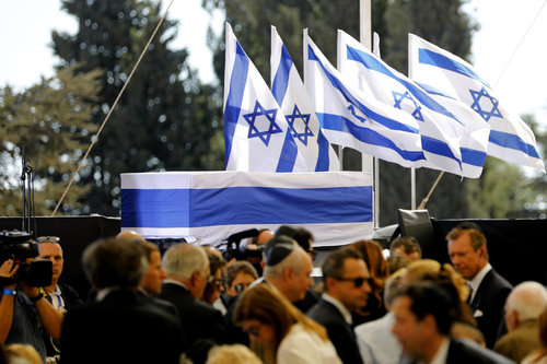 BM Steinmeier bei der Beisetzung von Shimon Peres