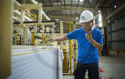 Produktionsstaette der Firma Knauf in Vietnam