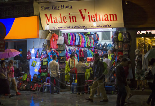 Einkaufsstrasse in Hanoi