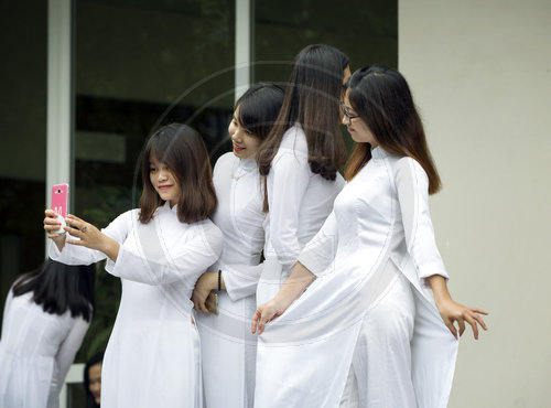 Studenten an der Rechtshochschule Hanoi
