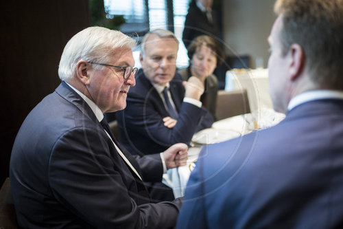 Frank-Walter Steinmeier reist nach Paris und Bruessel