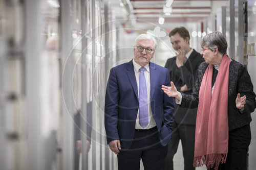 BM Steinmeier besucht das Politische Archiv
