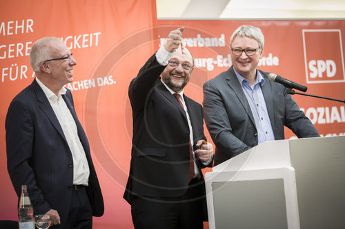 Martin Schulz trifft Gewerkschafter und Betriebsraete in Rendsburg
