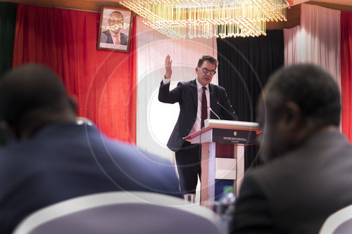 Bundesentwicklungsminister Gerd Mueller, CSU, spricht auf der GABS, German-African-Business-SummIt,  in Kenia