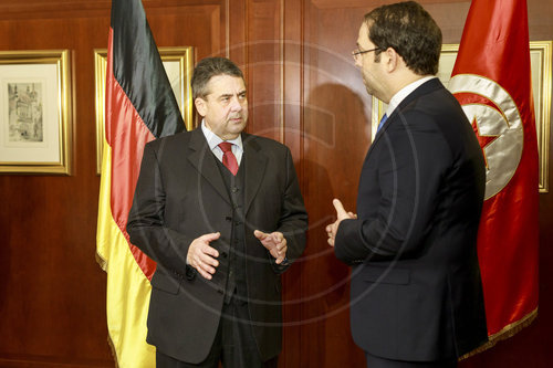 BM Gabriel trifft PM von Tunesien