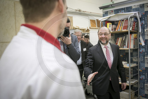 Martin Schulz besucht Jugendberufshilfe