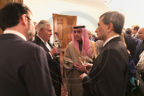 Sigmar Gabriel, SPD, Vizekanzler und Bundesaussenminister beim Abendempfang in der Villa Hammerschmidt