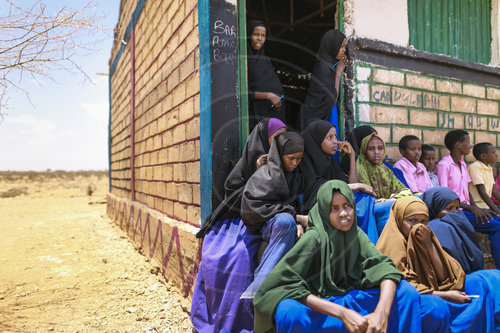 Schueler einer Grundschule in Aethiopien