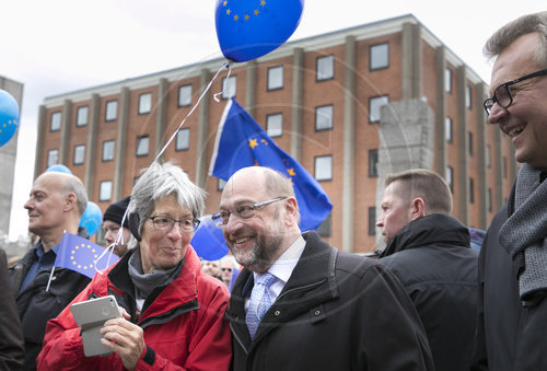 Martin Schulz, SPD, Kanzlerkandidat beim Pulse of Europe in Koeln, 23.04.2017.