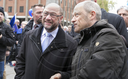 Martin Schulz, SPD, Kanzlerkandidat beim Pulse of Europe in Koeln, 23.04.2017.