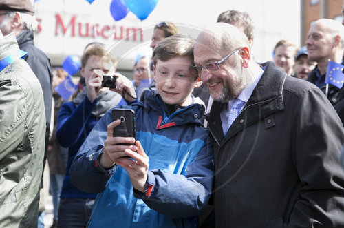 Martin Schulz, SPD, Kanzlerkandidat beim Pulse of Europe in Koeln, 23.04.2017.