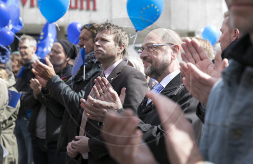 Martin Schulz, SPD, Kanzlerkandidat beim Pulse of Europe in Koeln, 23.04.2017.