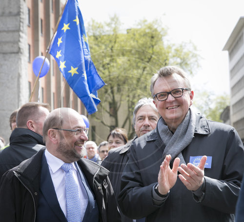 Martin Schulz, SPD, Kanzlerkandidat beim Pulse of Europe in Koeln, 23.04.2017.