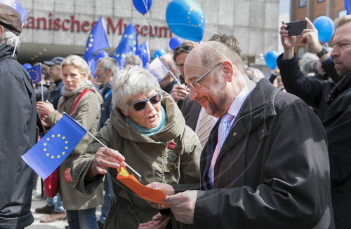 Martin Schulz, SPD, Kanzlerkandidat beim Pulse of Europe in Koeln, 23.04.2017.