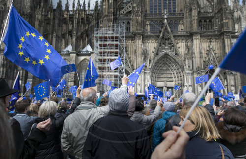 Martin Schulz, SPD, Kanzlerkandidat beim Pulse of Europe in Koeln, 23.04.2017.