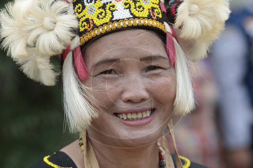 Indonesische Frau auf Borneo