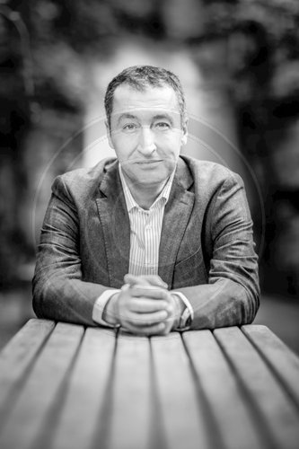 Cem Oezdemir