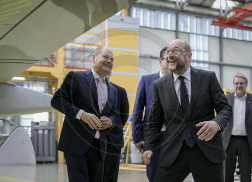 Martin Schulz besucht Airbus