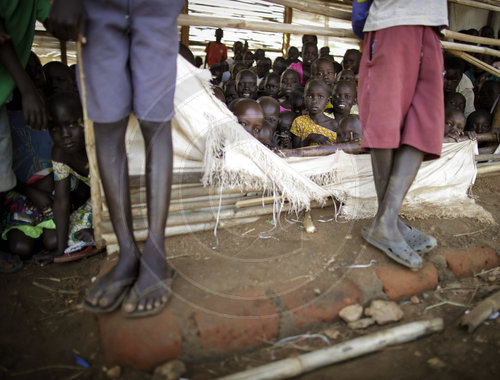 Alltagsszene aus dem Rhino Refugee Camp Settlement